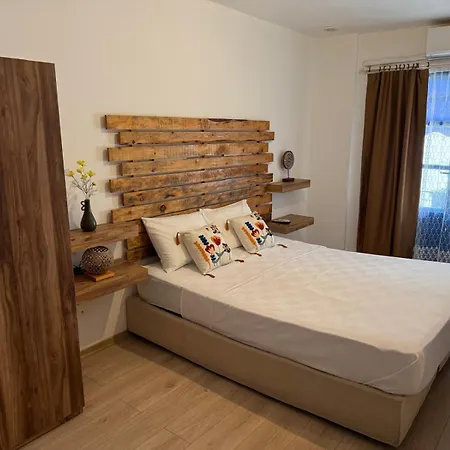 Guel Hanim Konagi Çeşme