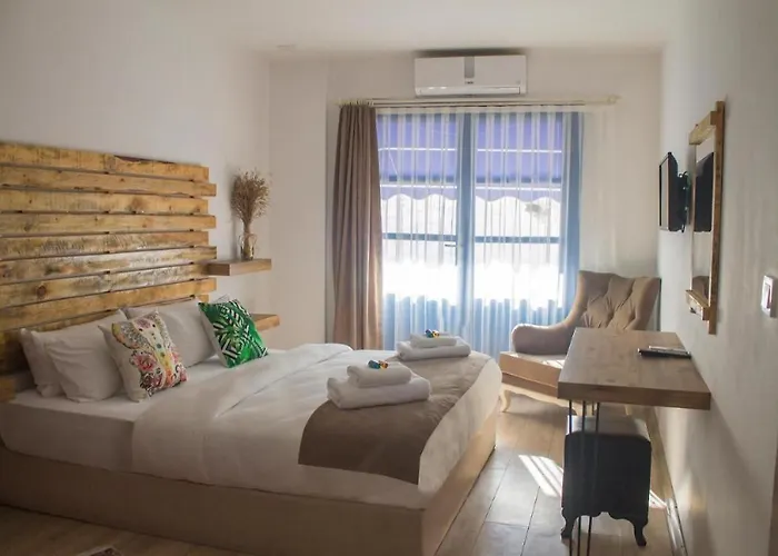 Quarto em Acomodações Particulares Guel Hanim Konagi *